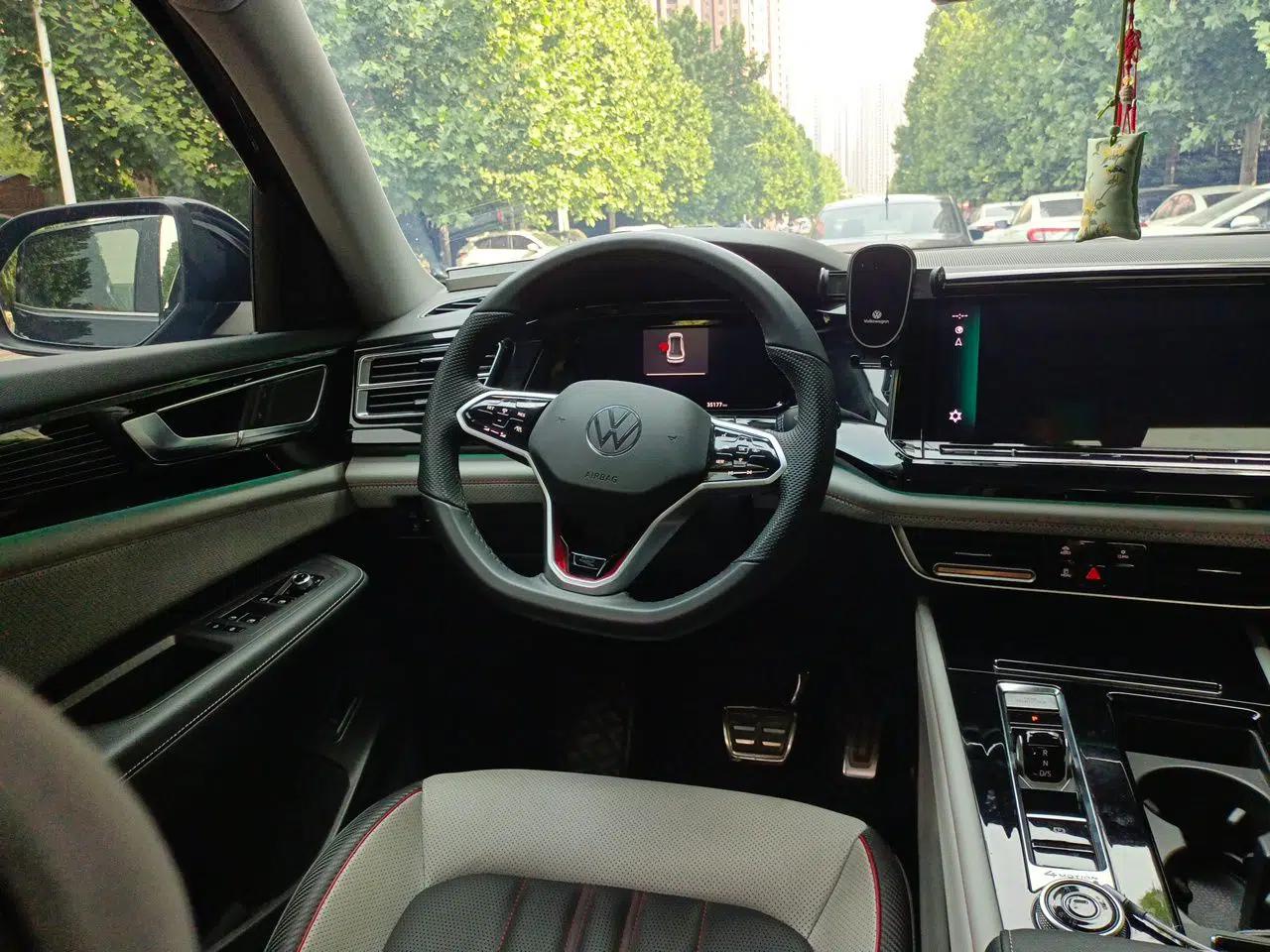 Volkswagen Teramont X 2024 380TSI Four-Wheel Drive Prestige Luxury Edition — миниатюра 11