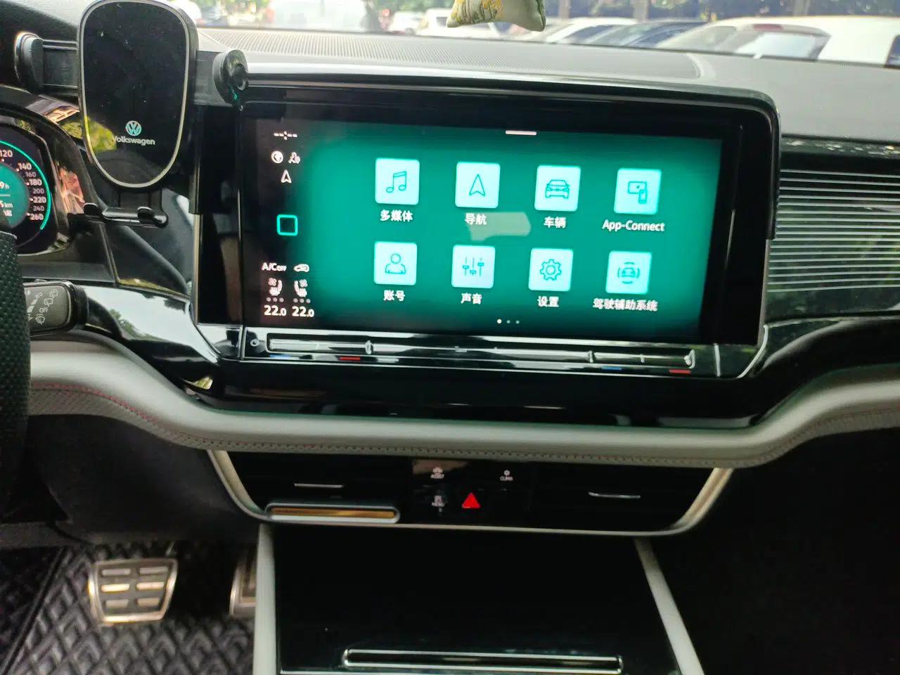 Volkswagen Teramont X 2024 380TSI Four-Wheel Drive Prestige Luxury Edition — миниатюра 14