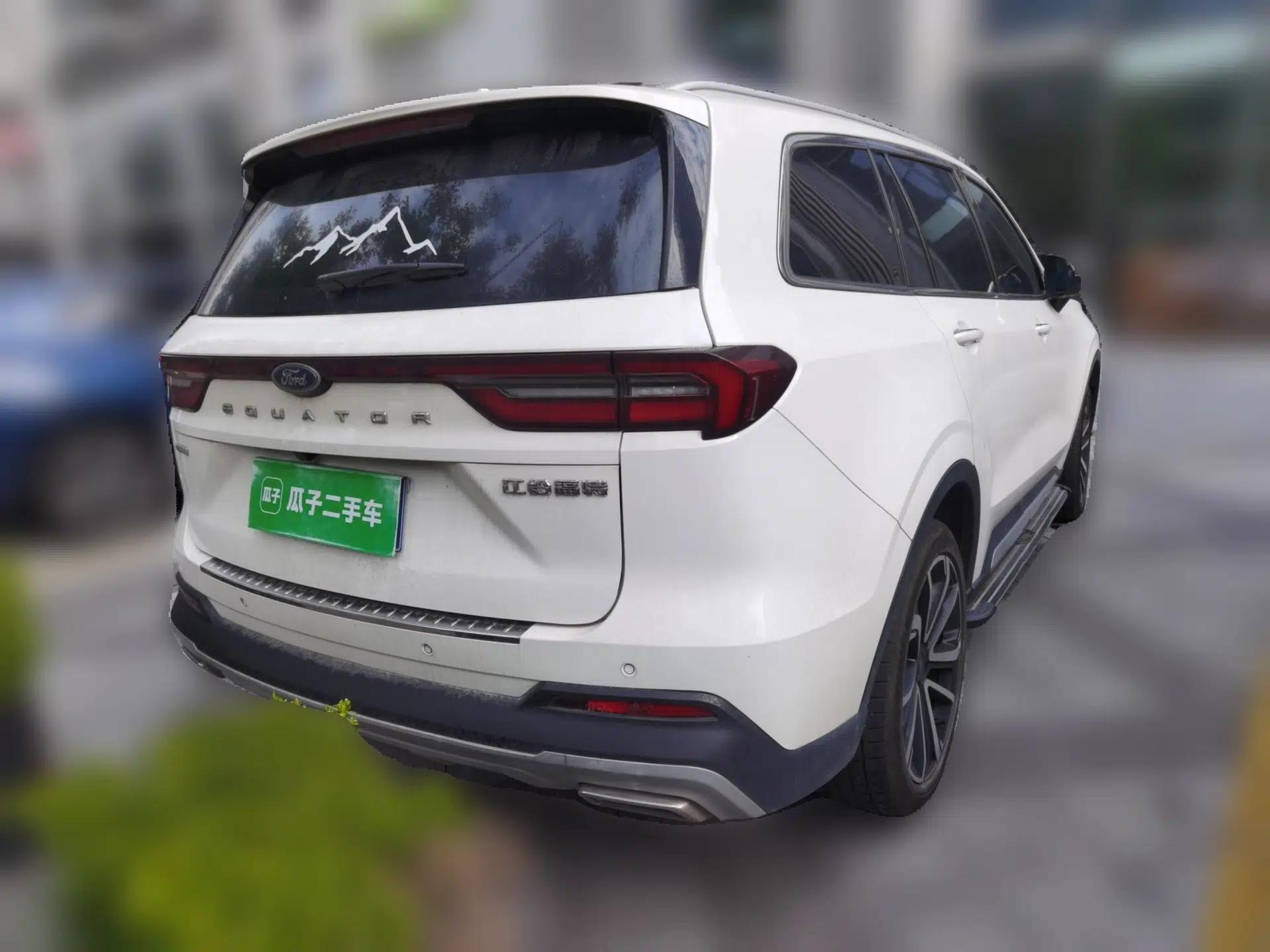 Ford Equator 2023 EcoBoost 225 Premier 7-Seater (2/2/3) — миниатюра 6
