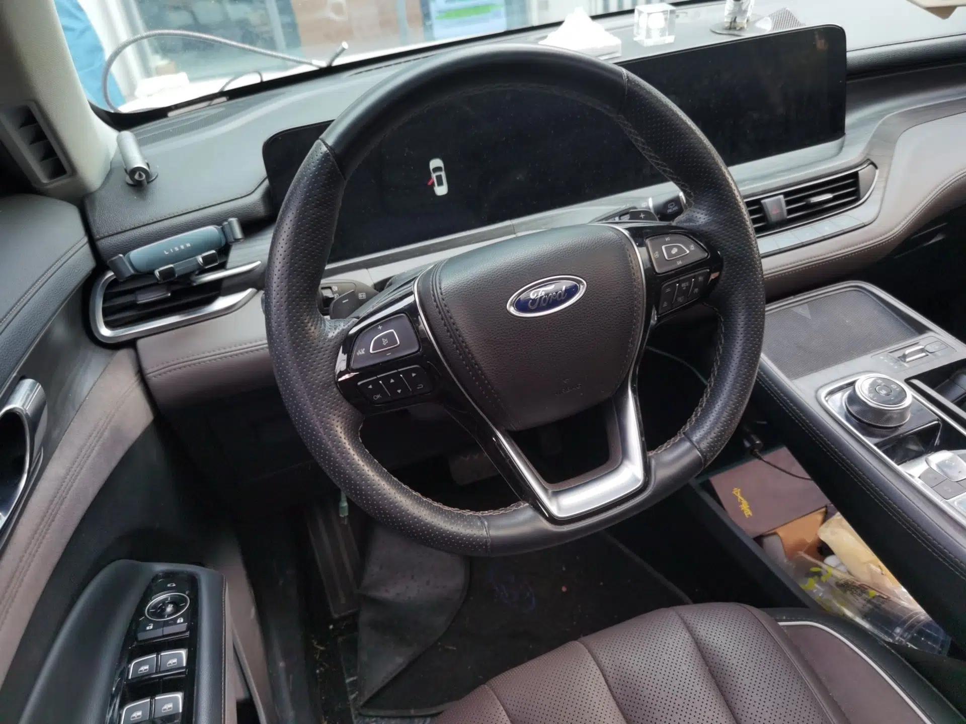 Ford Equator 2023 EcoBoost 225 Premier 7-Seater (2/2/3) — миниатюра 9