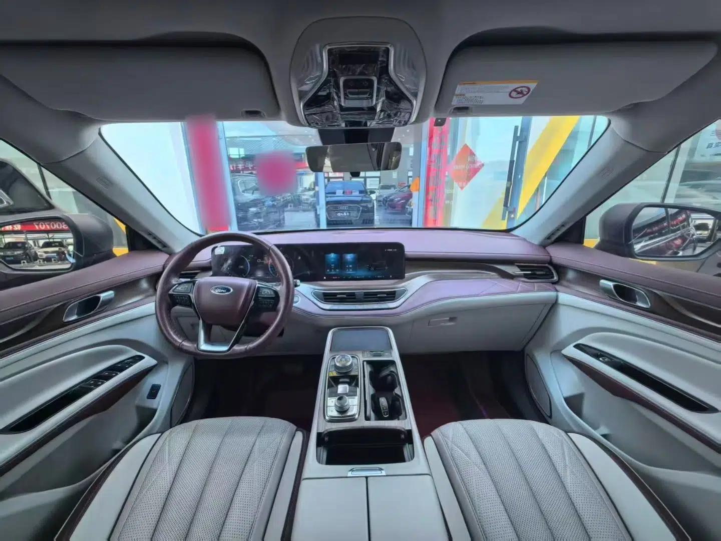 Ford Equator 2021 EcoBoost 225 Premier 7-Seater (2/2/3) — миниатюра 7