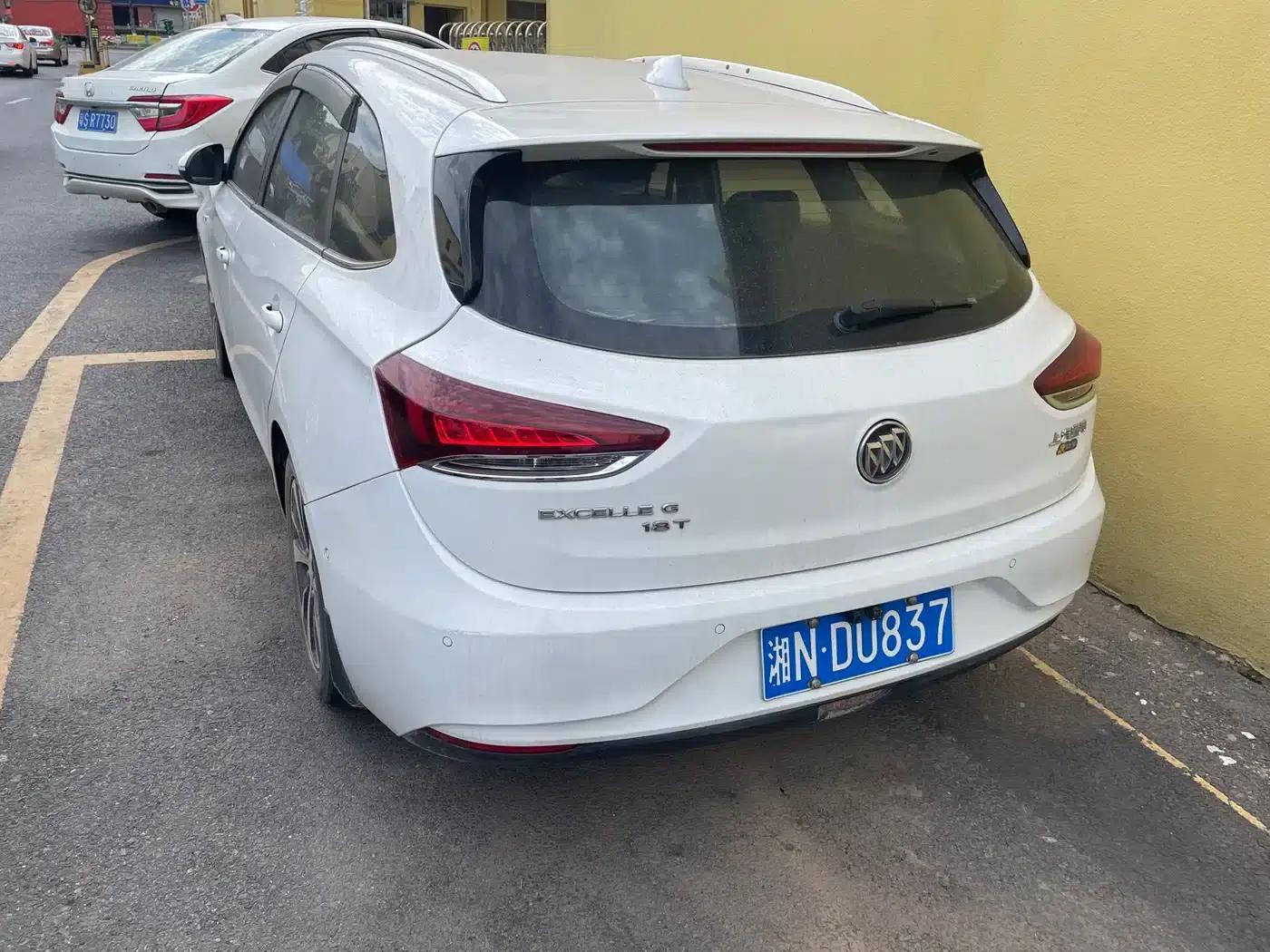 Buick Verano 2018 18T Automatic Elite — миниатюра 2