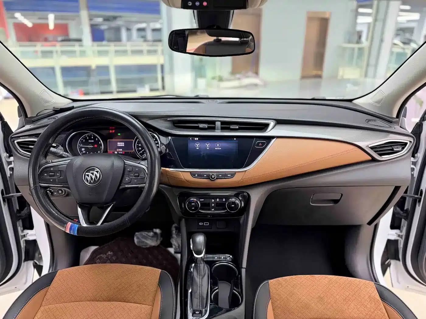 Encore GX 2022 332T CVT 2WD Luxury — миниатюра 6