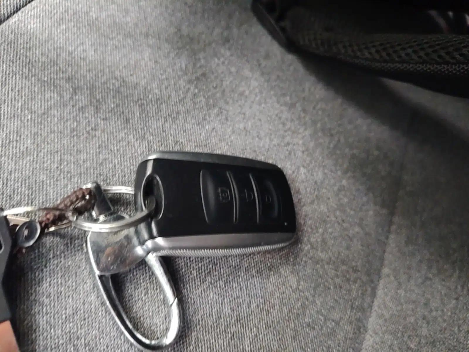 Ruichi EC75 2025 Model Passenger Vehicle Ultra-Charging Edition Pioneer I 52.16 kWh — миниатюра 12