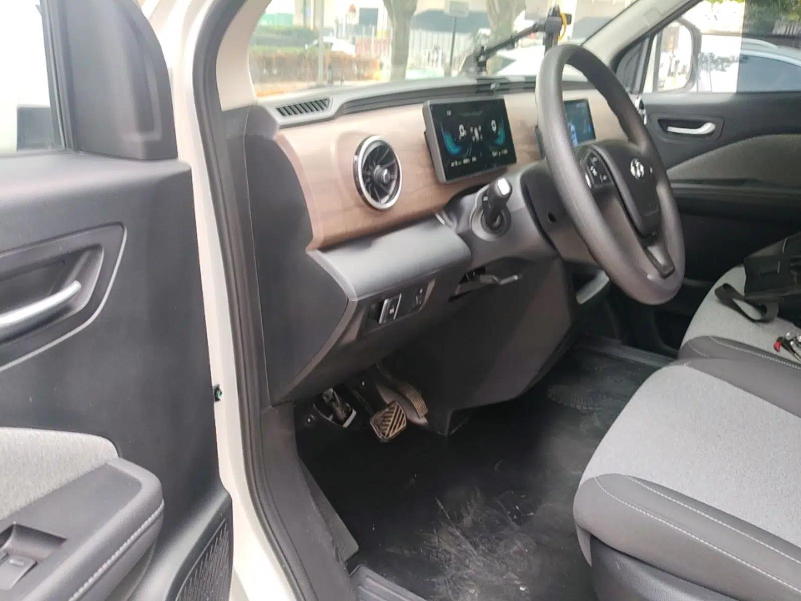 Ruichi EC75 2025 Model Passenger Vehicle Ultra-Charging Edition Pioneer I 52.16 kWh — миниатюра 19