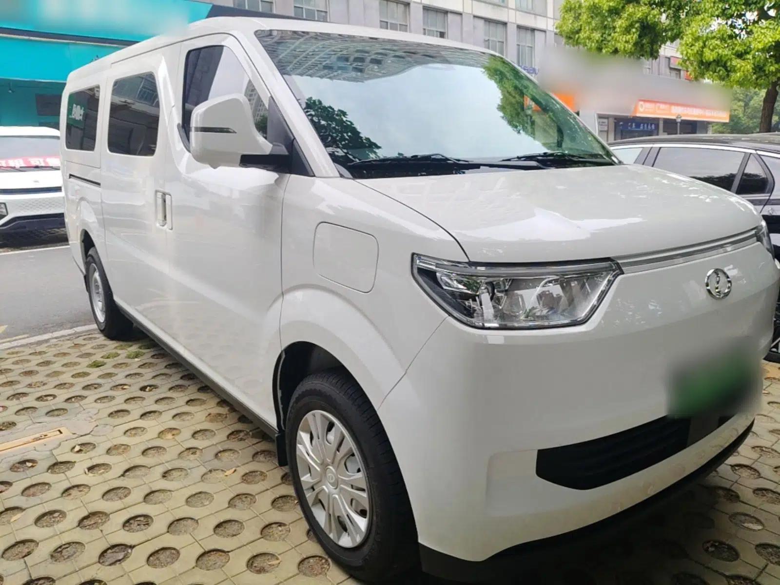 Ruichi EC75 2025 Model Passenger Vehicle Ultra-Charging Edition Pioneer I 52.16 kWh — миниатюра 3