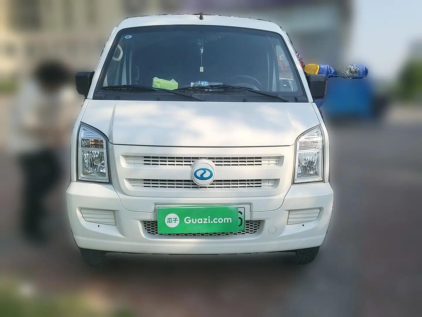Ruichi EC35 2024 EC35II Pioneer Model I 38.4 kWh — миниатюра 2