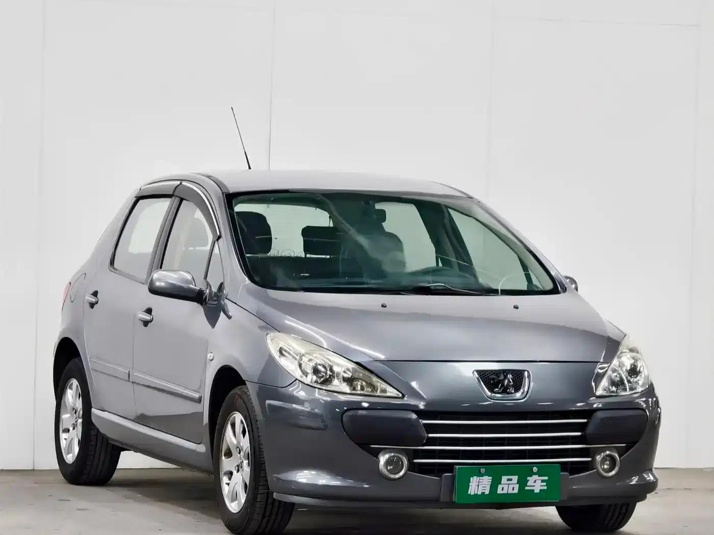 Peugeot 307 2010 Hatchback 1.6L Manual Comfort Edition — миниатюра 3