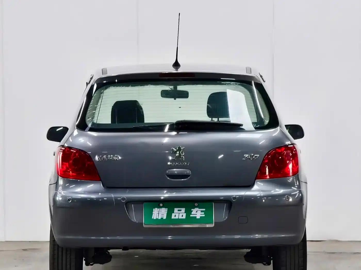 Peugeot 307 2010 Hatchback 1.6L Manual Comfort Edition — миниатюра 5
