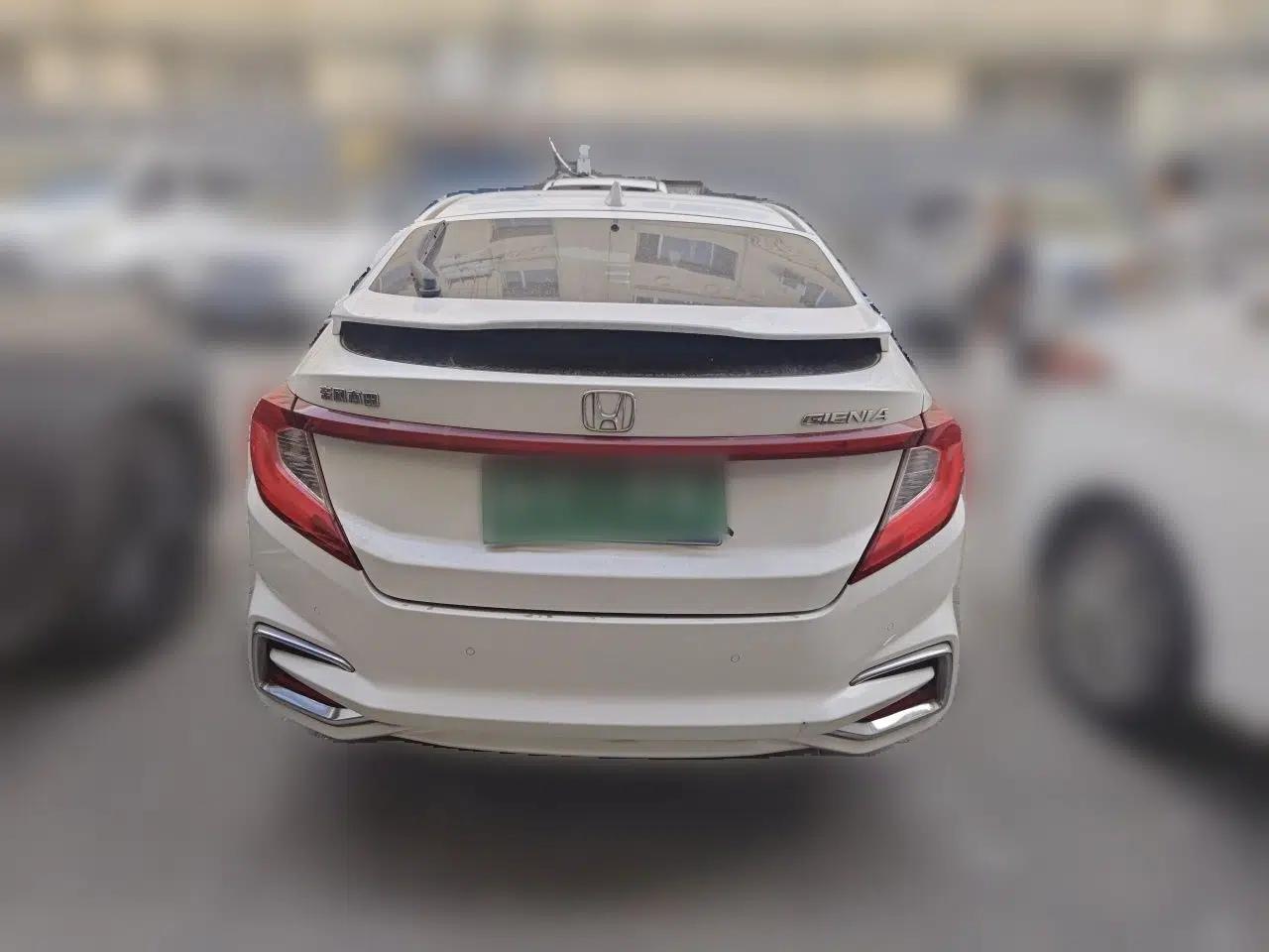 Honda Gienia 2017 1.5L CVT Luxury Edition — миниатюра 5