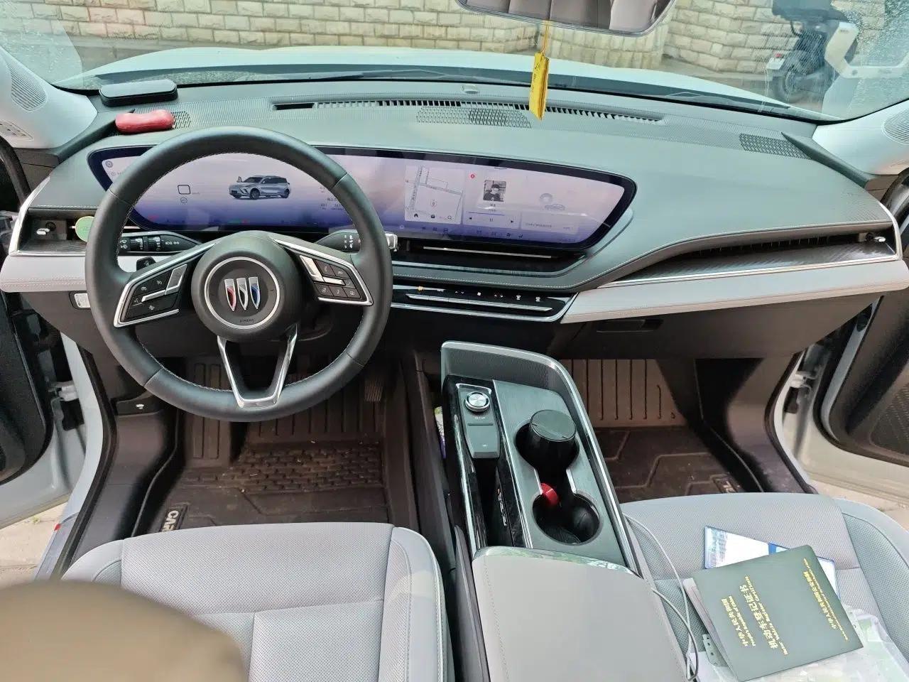 Buick E5 2023 Premium Long-Range Version — миниатюра 10