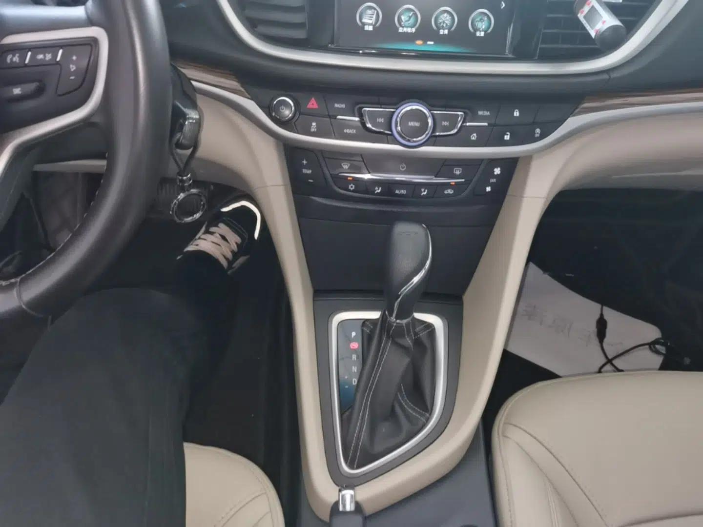 Buick Excelle GX 2019 15T Dual-Clutch Connected Elite Version China V Standard — миниатюра 17