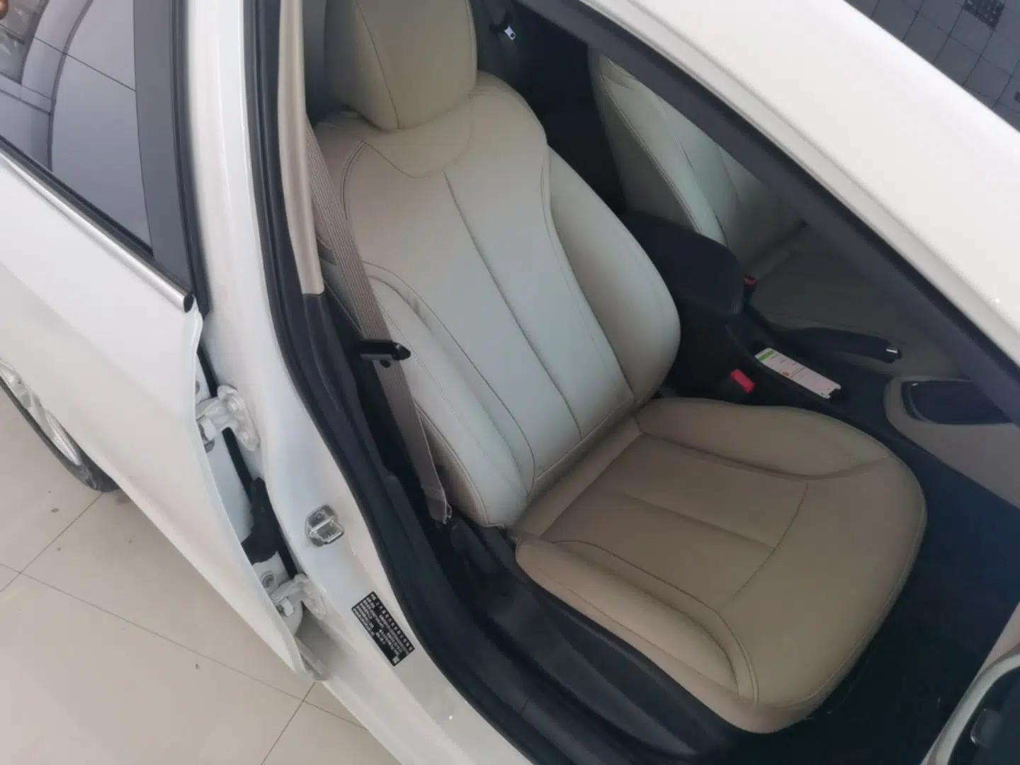 Buick Excelle GX 2019 15T Dual-Clutch Connected Elite Version China V Standard — миниатюра 23