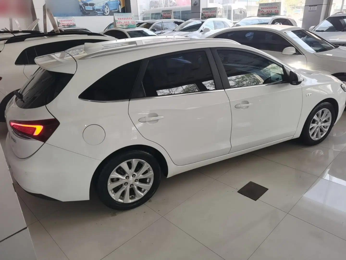 Buick Excelle GX 2019 15T Dual-Clutch Connected Elite Version China V Standard — миниатюра 6