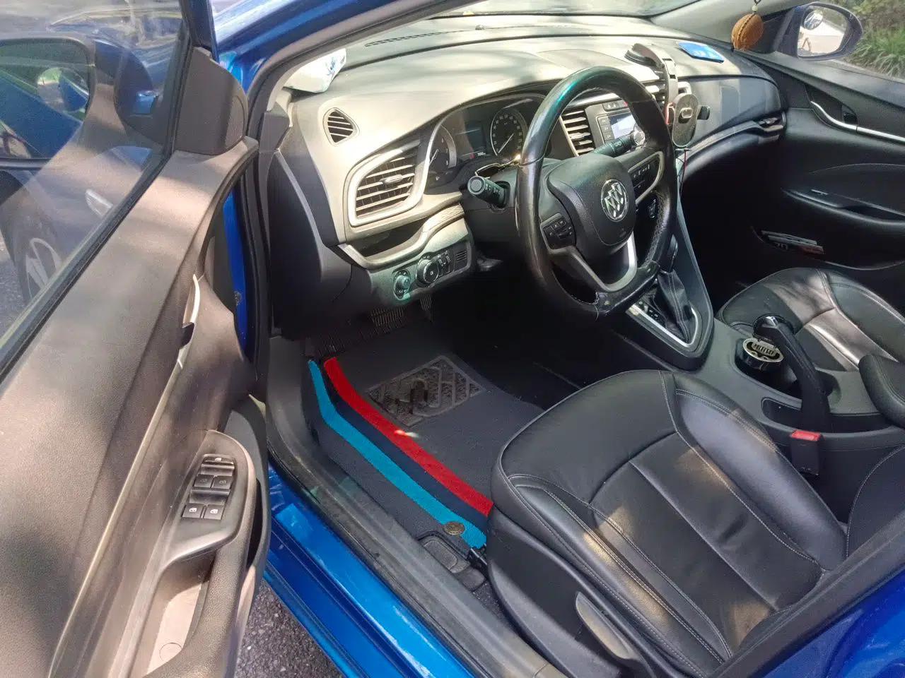 Buick Excelle GX 2018 18T Automatic Elite Model — миниатюра 17