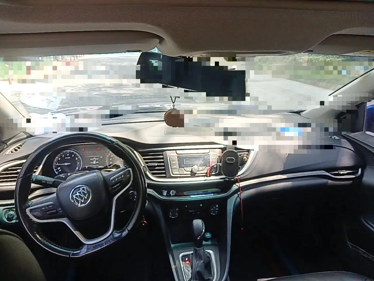 Buick Excelle GX 2018 18T Automatic Elite Model — миниатюра 10