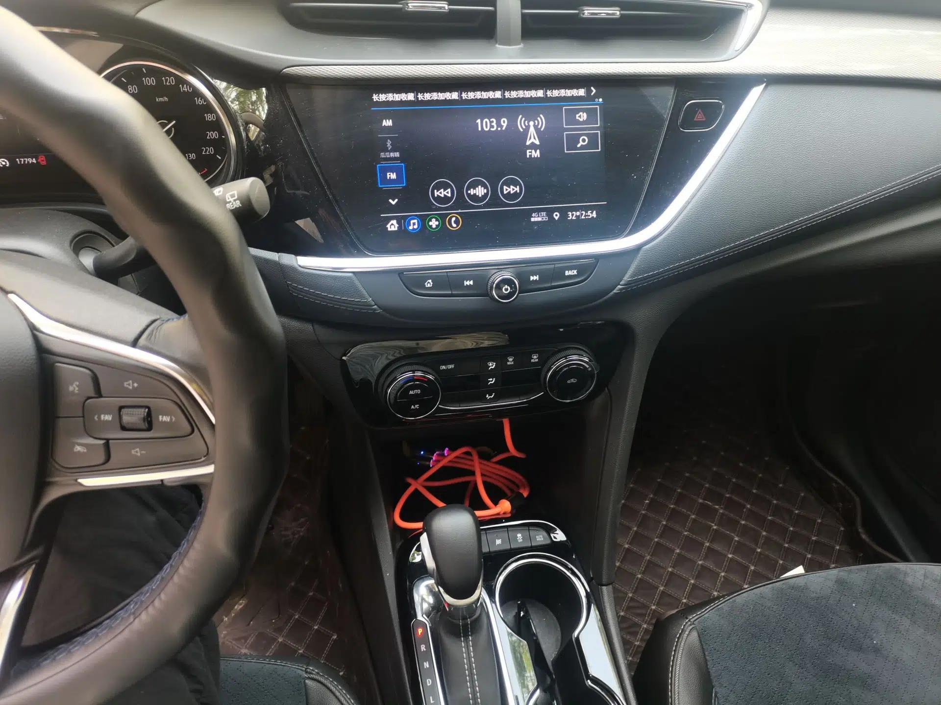 Buick Encore GX 2022 332T CVT Two-Wheel Drive Luxury Version — миниатюра 14