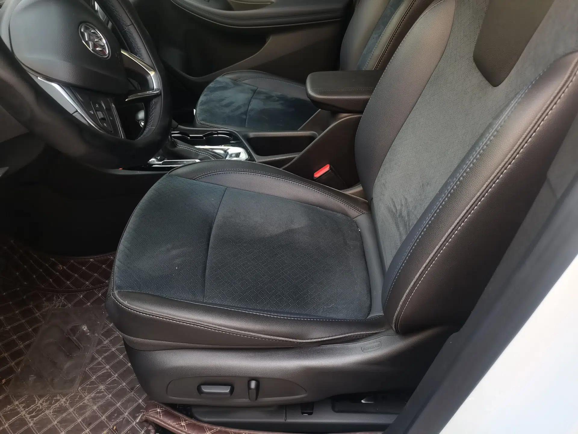 Buick Encore GX 2022 332T CVT Two-Wheel Drive Luxury Version — миниатюра 16