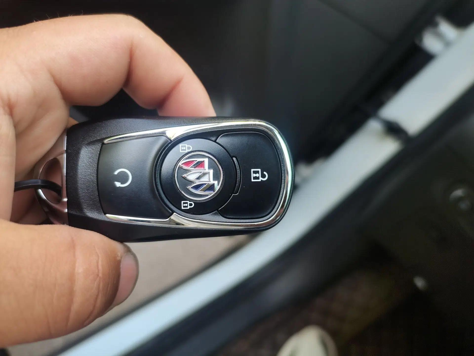 Buick Encore GX 2022 332T CVT Two-Wheel Drive Luxury Version — миниатюра 9