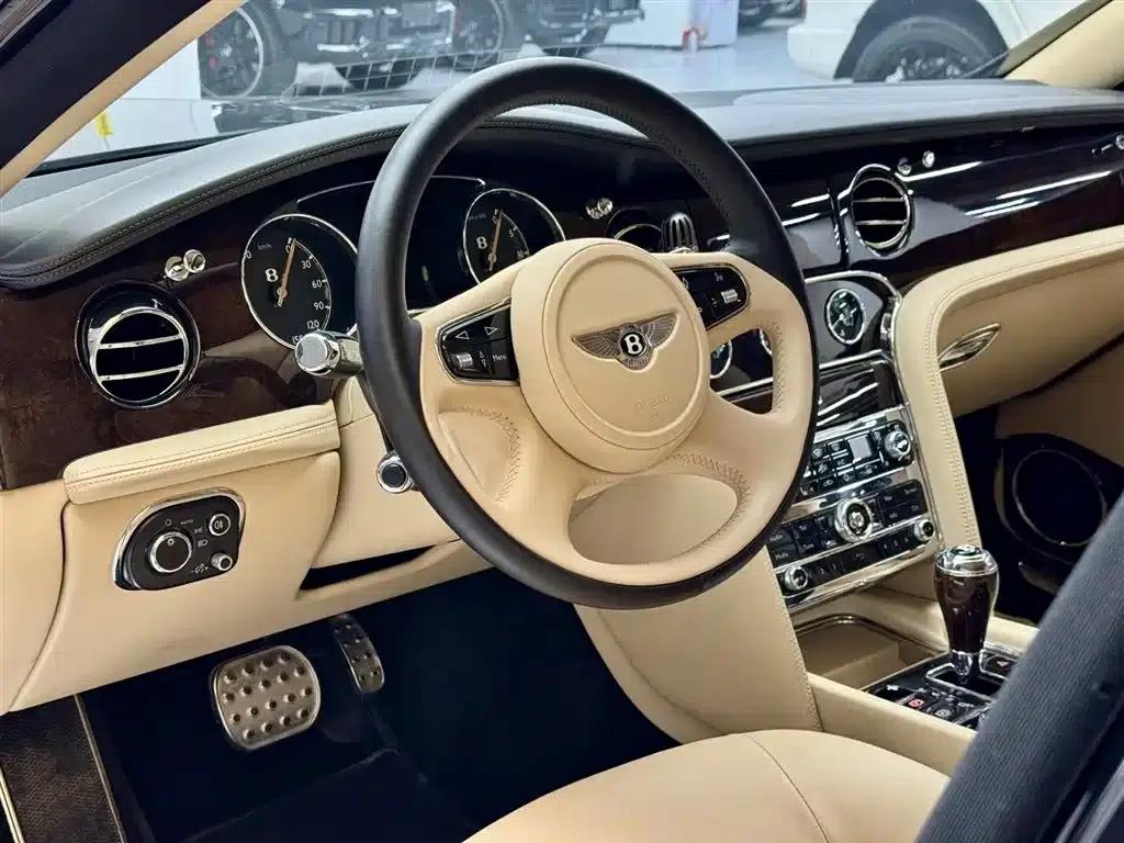 Mulsanne 2011 6.8T Luxury Edition — миниатюра 13