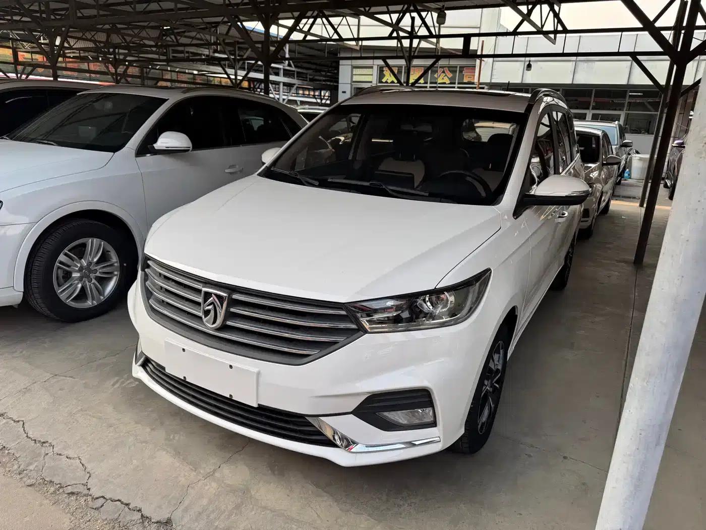 Baojun 360 2018 1.5L Automatic Deluxe Edition (National V Emission Standard) — миниатюра 1