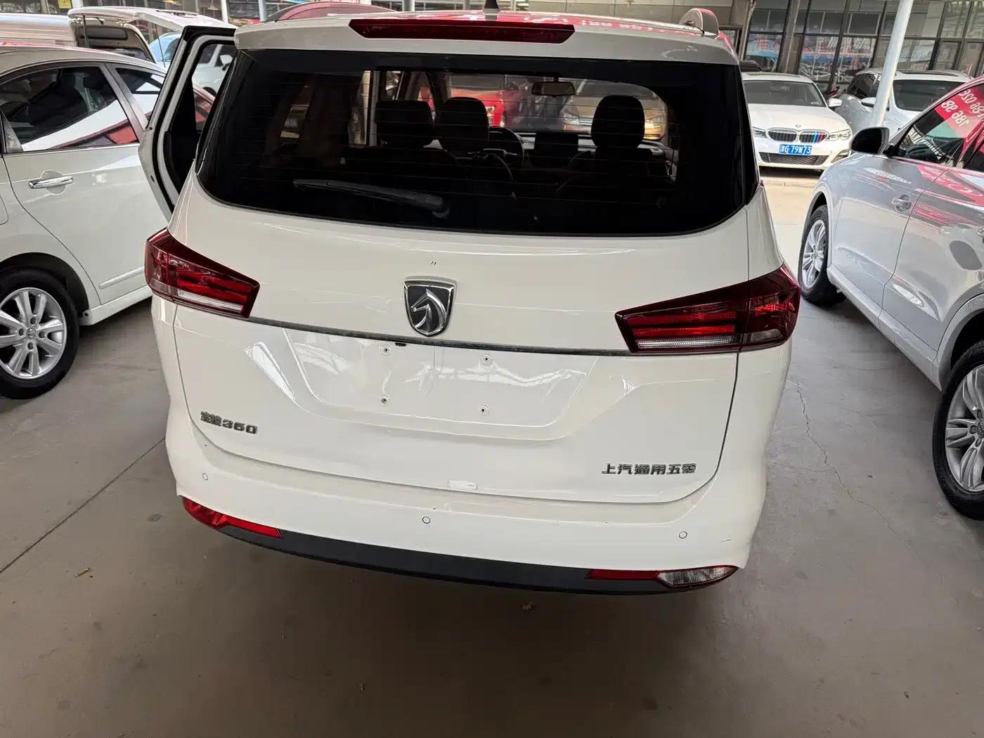 Baojun 360 2018 1.5L Automatic Deluxe Edition (National V Emission Standard) — миниатюра 5