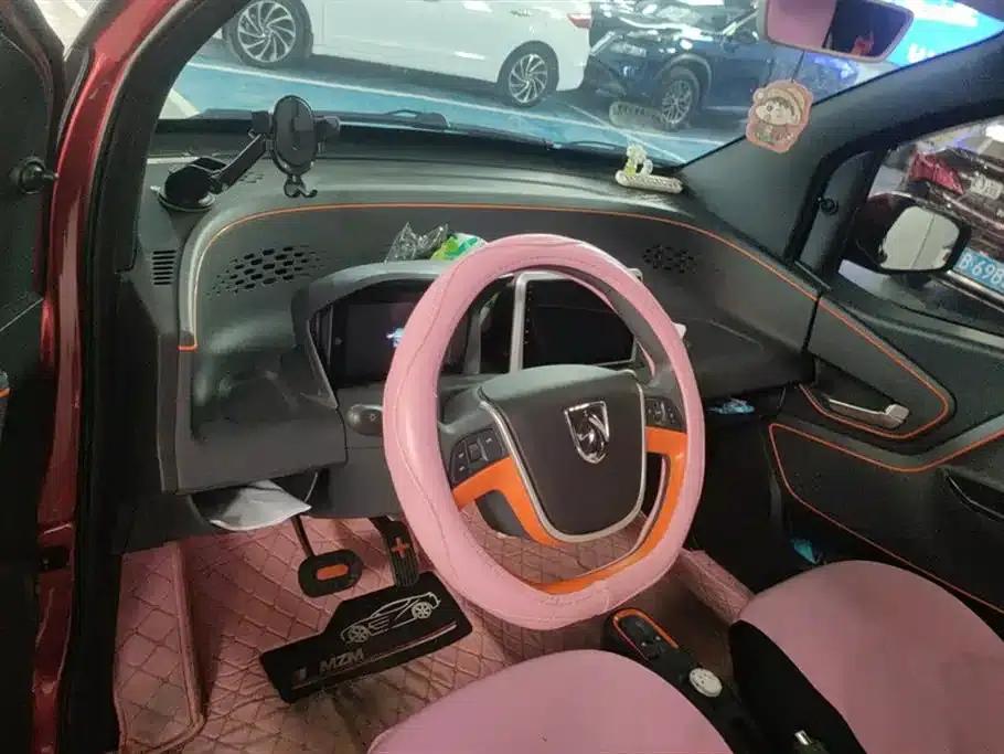 Baojun E100 2019 Model 250KM Smart Edition — миниатюра 12