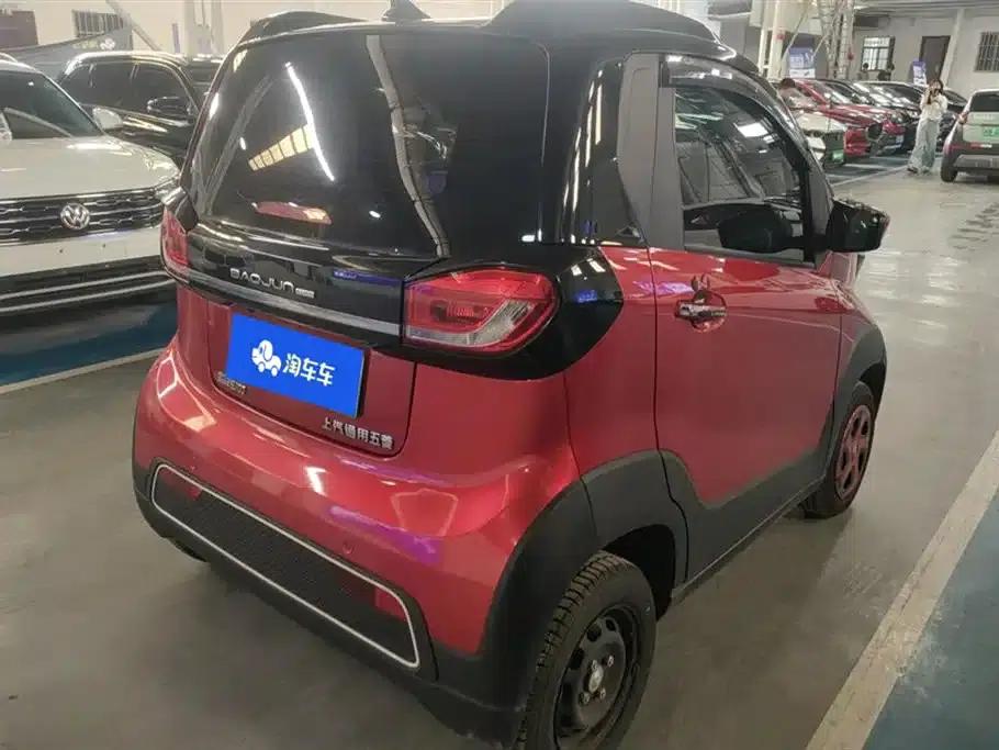 Baojun E100 2019 Model 250KM Smart Edition — миниатюра 3