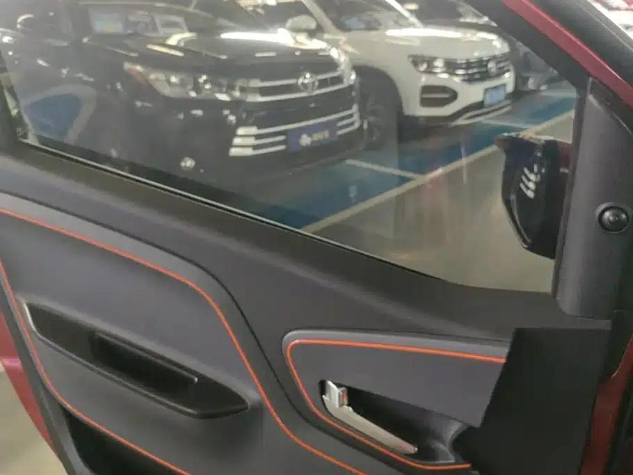 Baojun E100 2019 Model 250KM Smart Edition — миниатюра 7