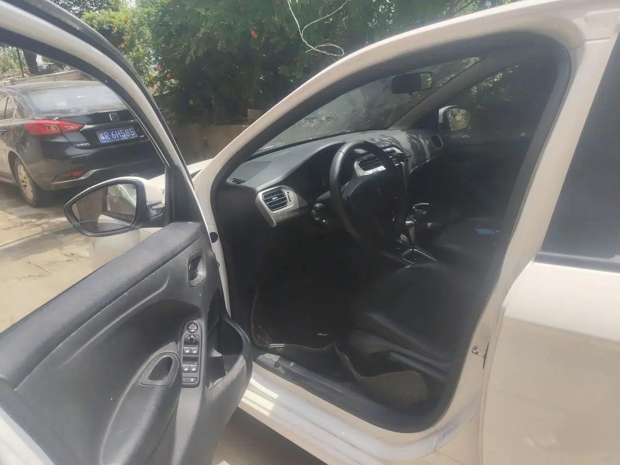 Peugeot 301 2016 1.6L Automatic Comfort Edition — миниатюра 17