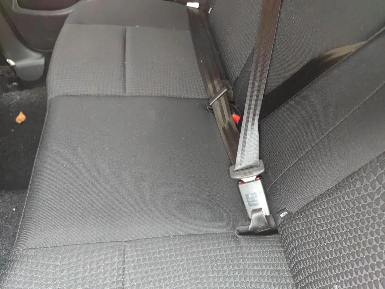 Peugeot 301 2014 1.6L Manual Comfort Edition — миниатюра 18