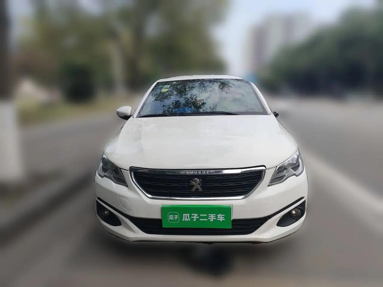 Peugeot 301 2018 1.6L Manual Comfort Edition — миниатюра 2