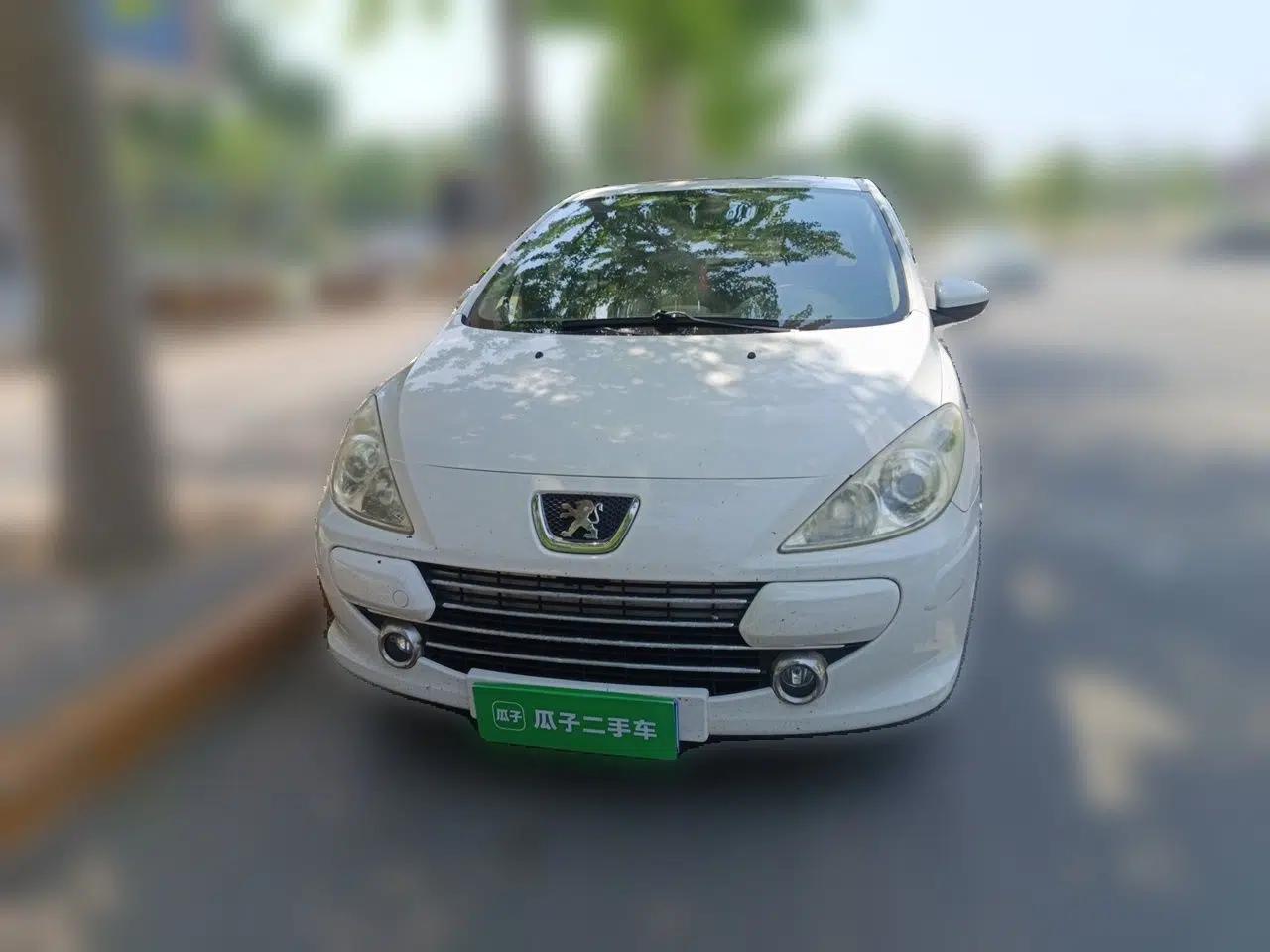 Peugeot 307 2013 Hatchback 1.6L Manual Comfort Edition — миниатюра 2