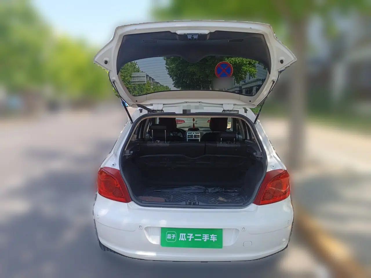 Peugeot 307 2013 Hatchback 1.6L Manual Comfort Edition — миниатюра 20