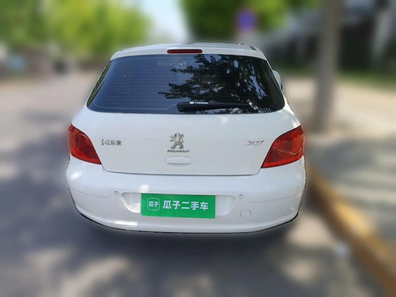 Peugeot 307 2013 Hatchback 1.6L Manual Comfort Edition — миниатюра 5