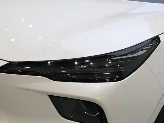 Yueyi 03 2025 Model 565km Enjoy Edition — миниатюра 14