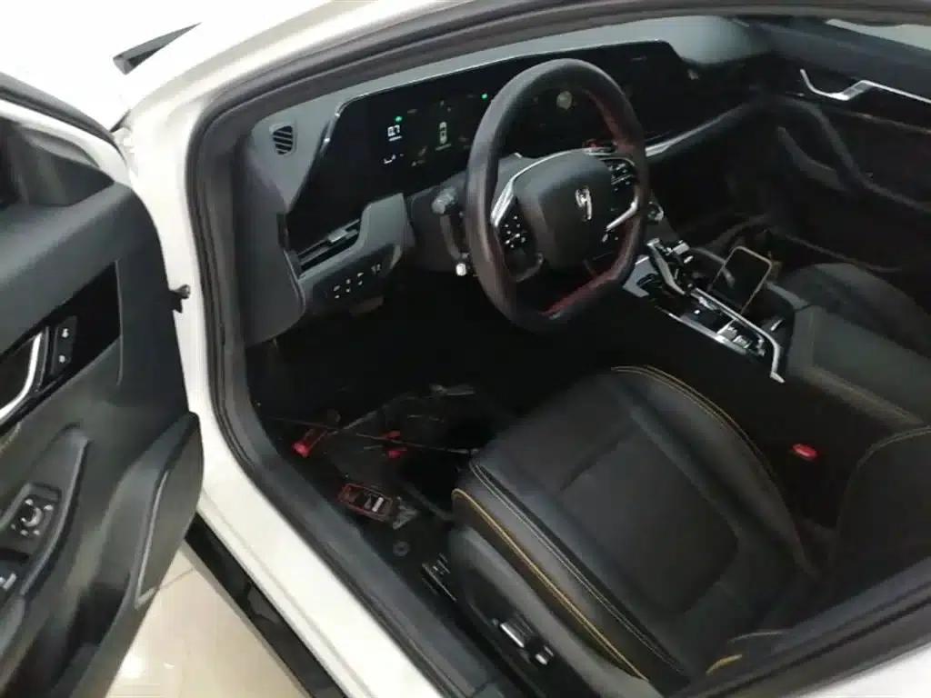 Bestune B70S 2022 1.5T Smart and Trendy Commander — миниатюра 16