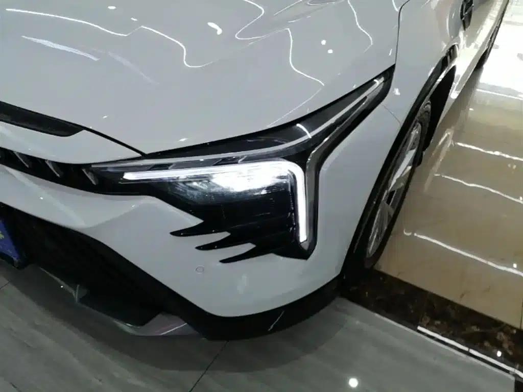 Bestune B70S 2022 1.5T Smart and Trendy Commander — миниатюра 24