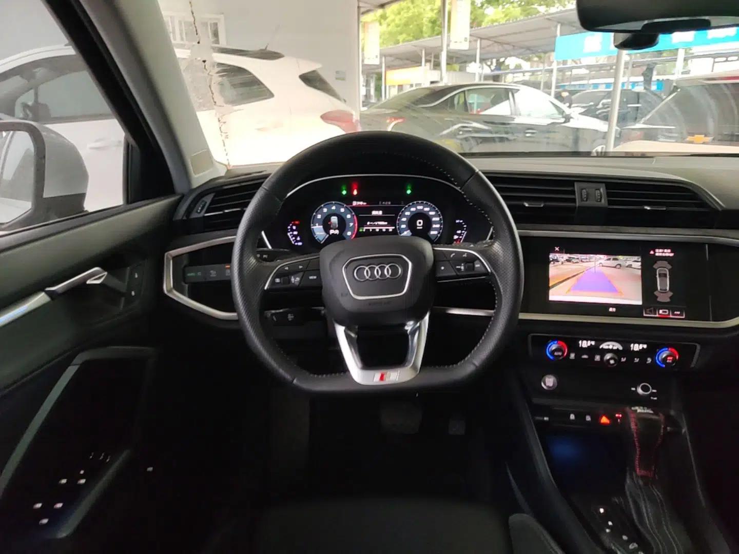 Audi Q3 Sportback 2020 40 TFSI Fashion Model — миниатюра 14