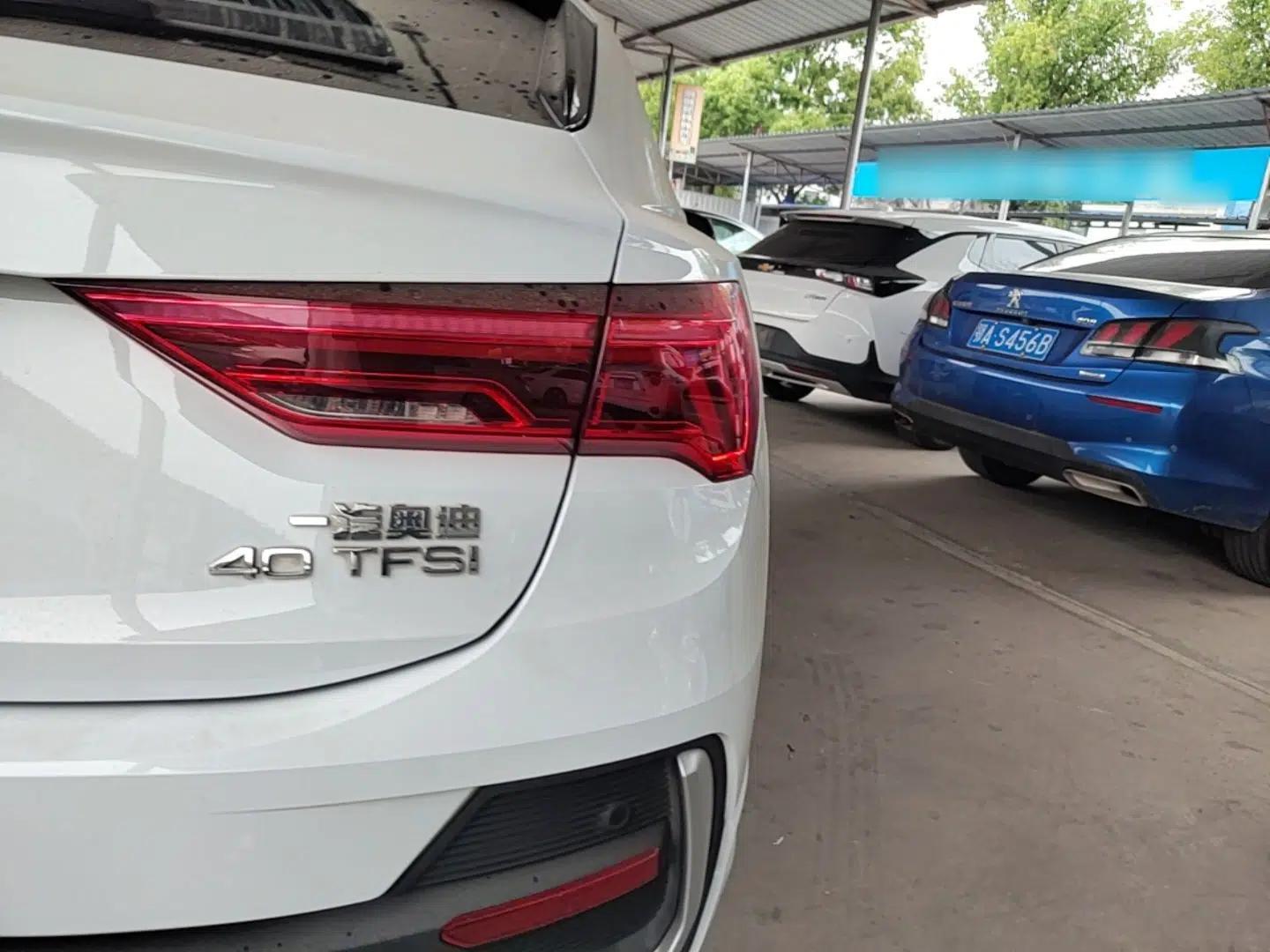 Audi Q3 Sportback 2020 40 TFSI Fashion Model — миниатюра 7