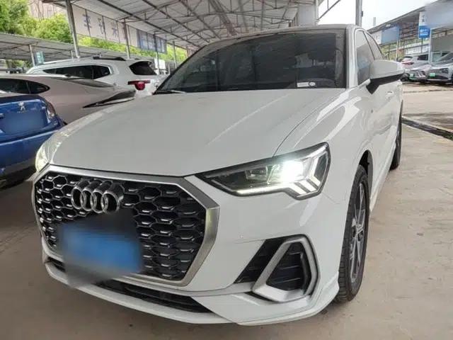 Audi Q3 Sportback 2020 40 TFSI Fashion Model