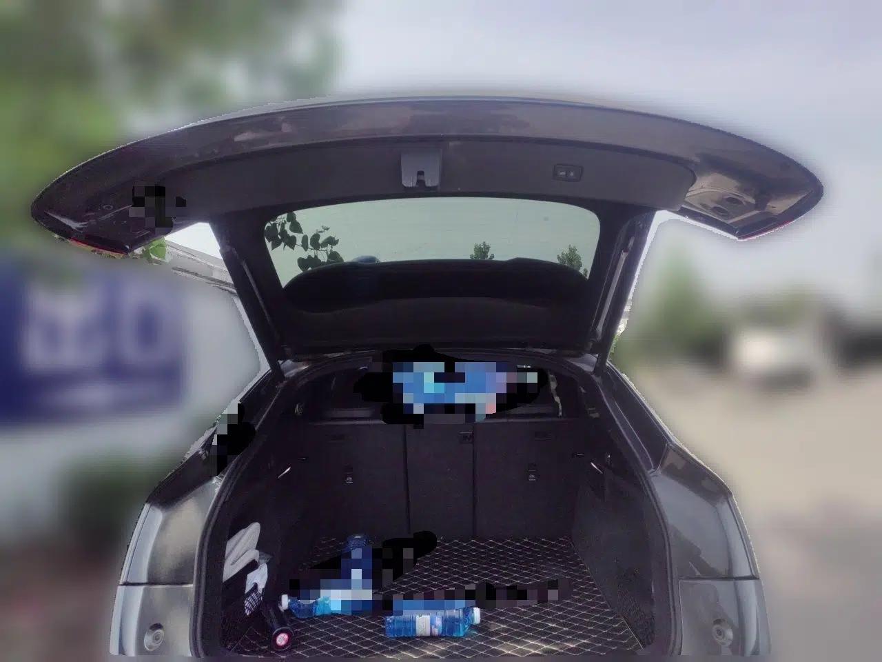 Audi Q5L Sportback 2022 40 TFSI Luxury Model — миниатюра 20