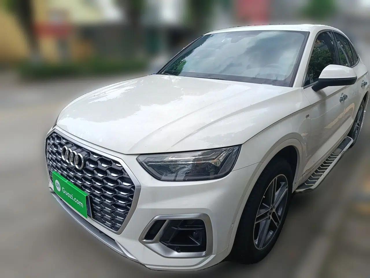Audi Q5L Sportback 2021 40 TFSI Fashion Model — миниатюра 1