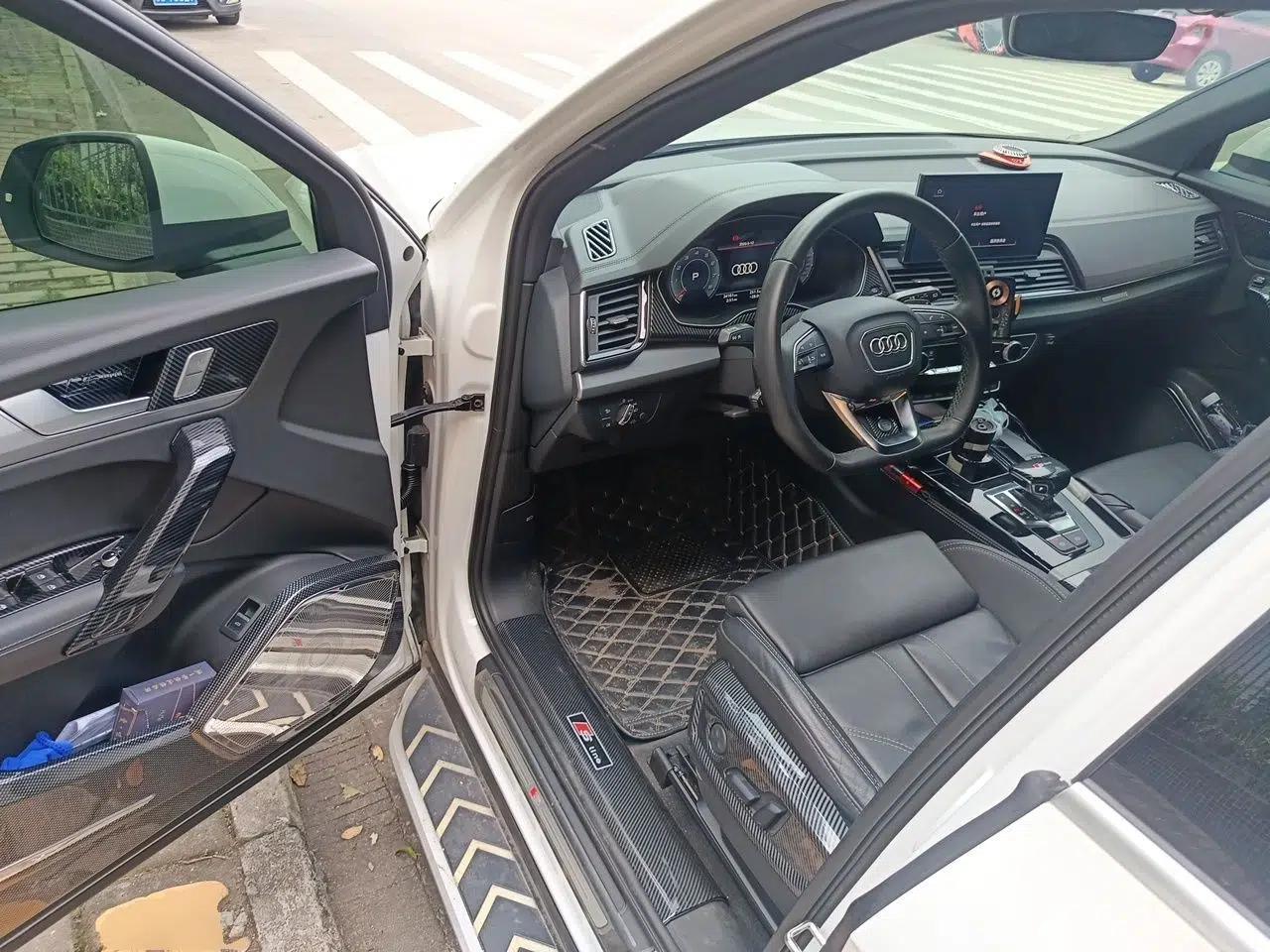 Audi Q5L Sportback 2021 40 TFSI Fashion Model — миниатюра 17