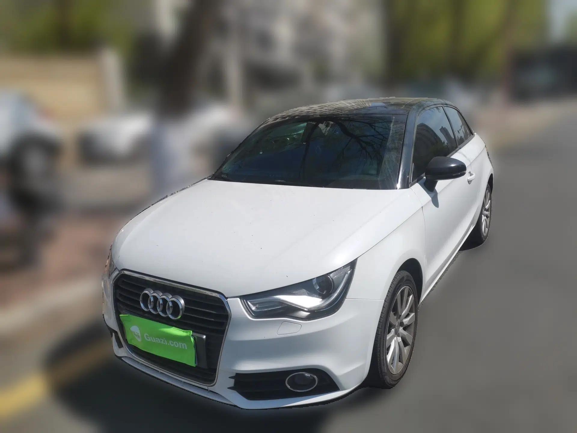 Audi A1 2014 30 TFSI Comfort Model — миниатюра 1