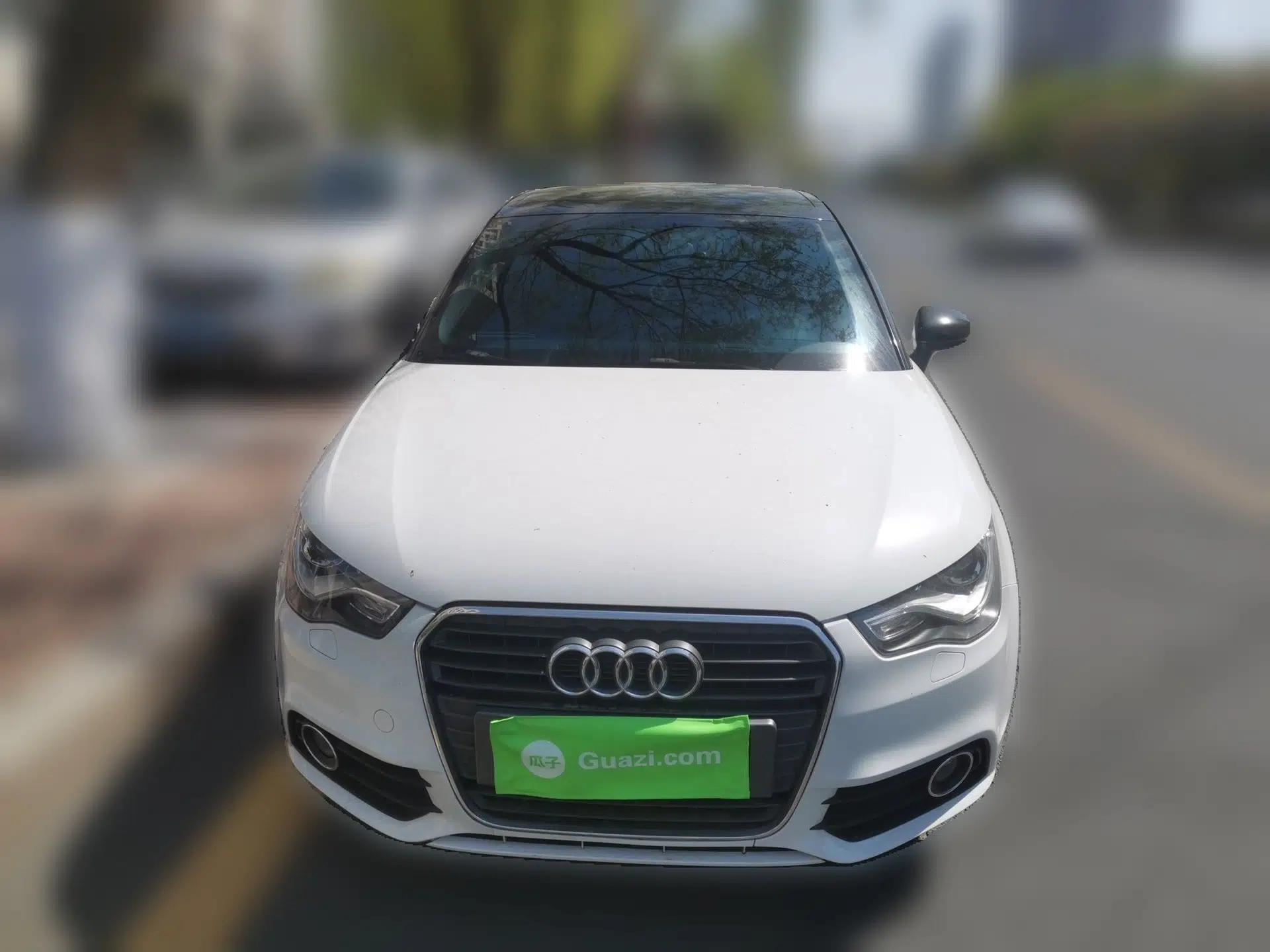 Audi A1 2014 30 TFSI Comfort Model — миниатюра 2