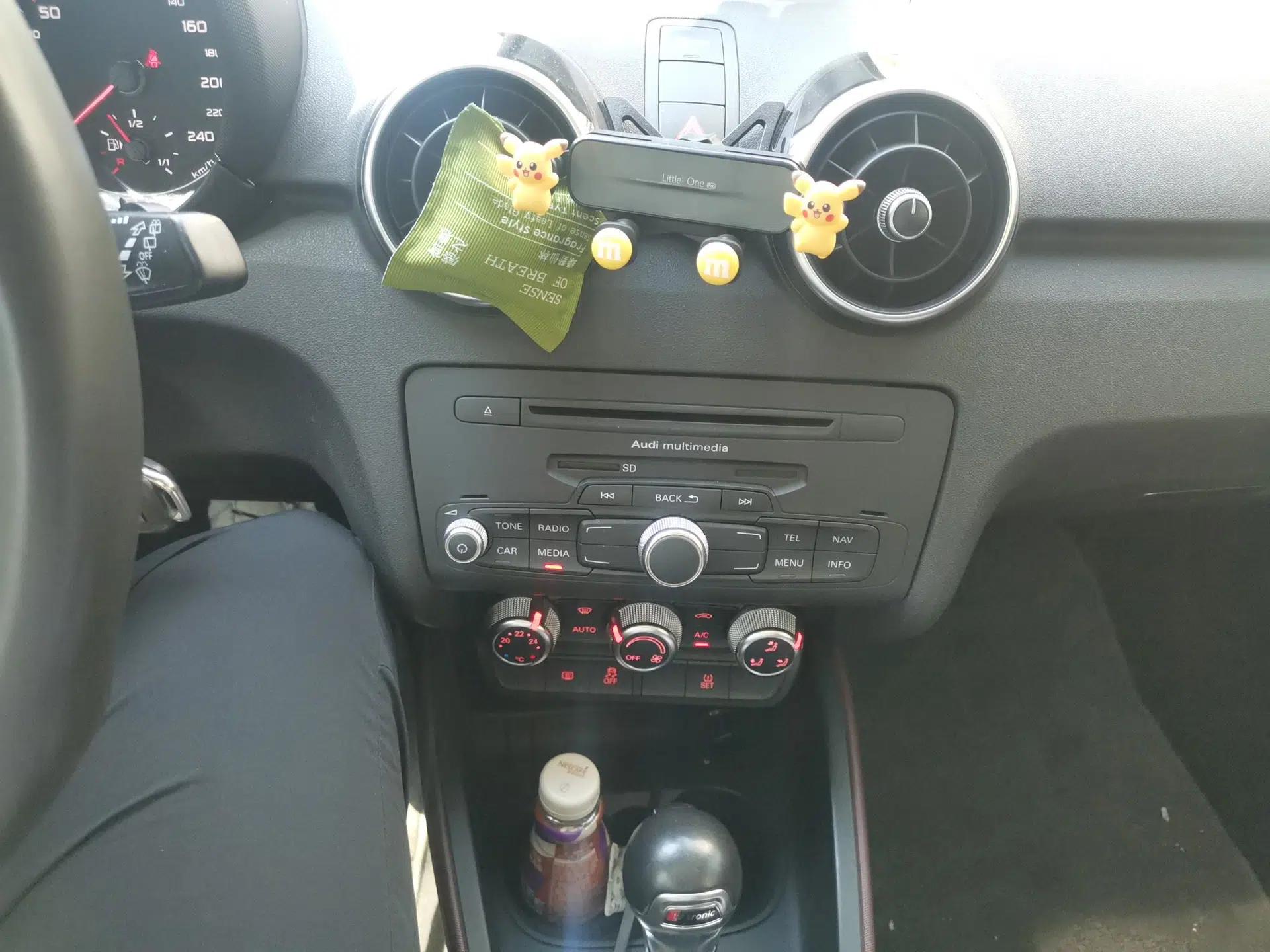 Audi A1 2014 30 TFSI Comfort Model — миниатюра 14