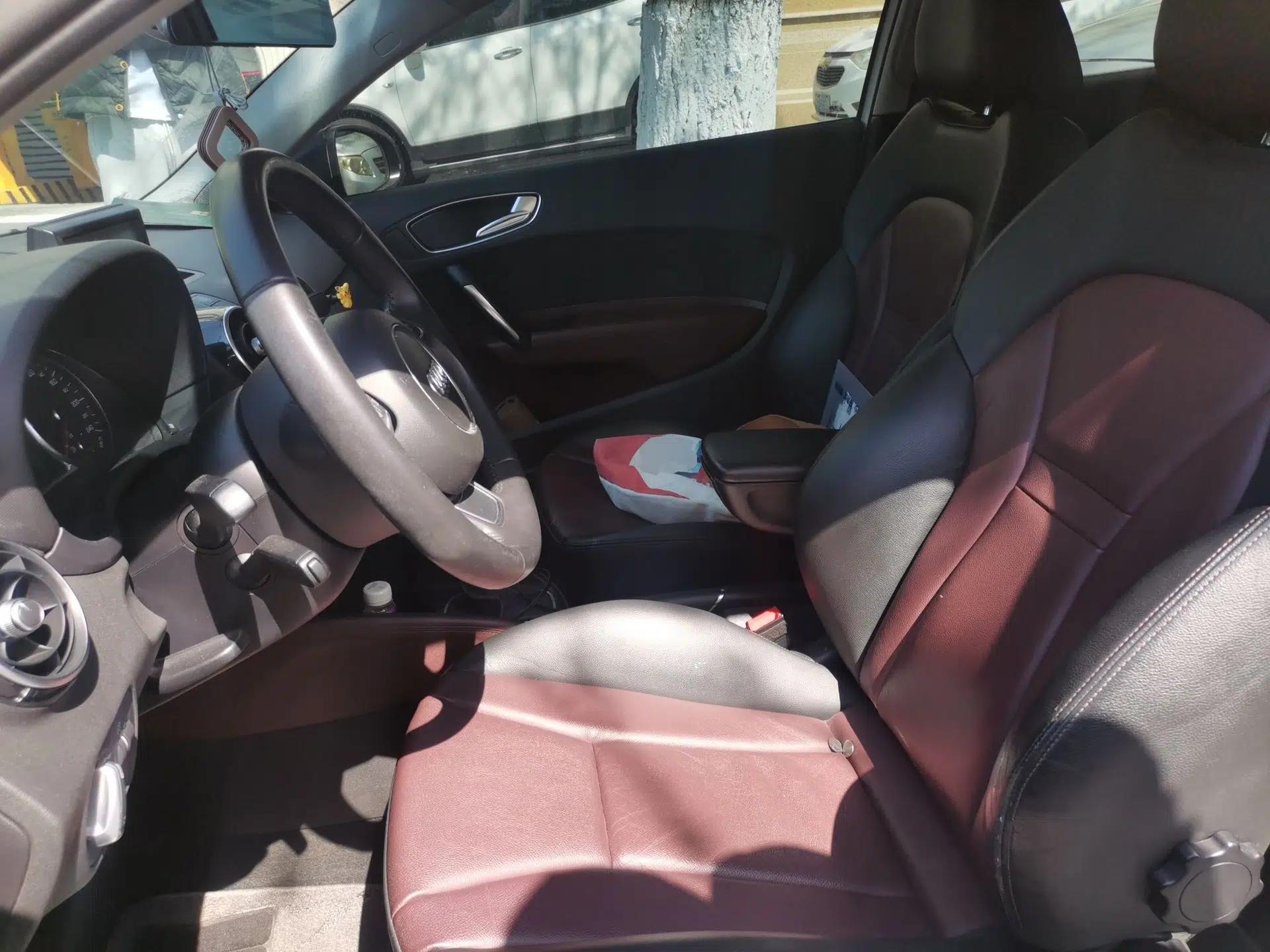 Audi A1 2014 30 TFSI Comfort Model — миниатюра 16