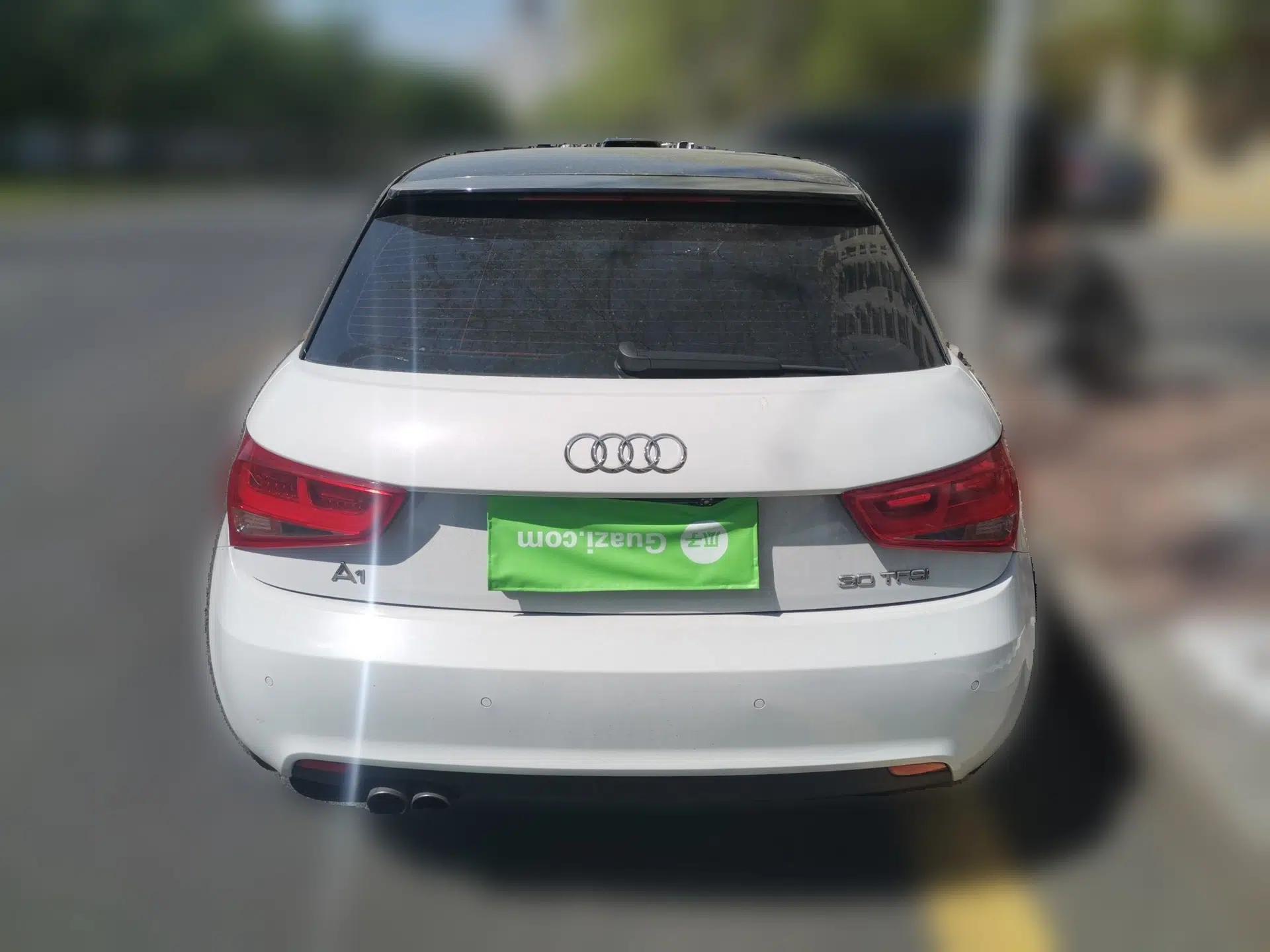 Audi A1 2014 30 TFSI Comfort Model — миниатюра 5