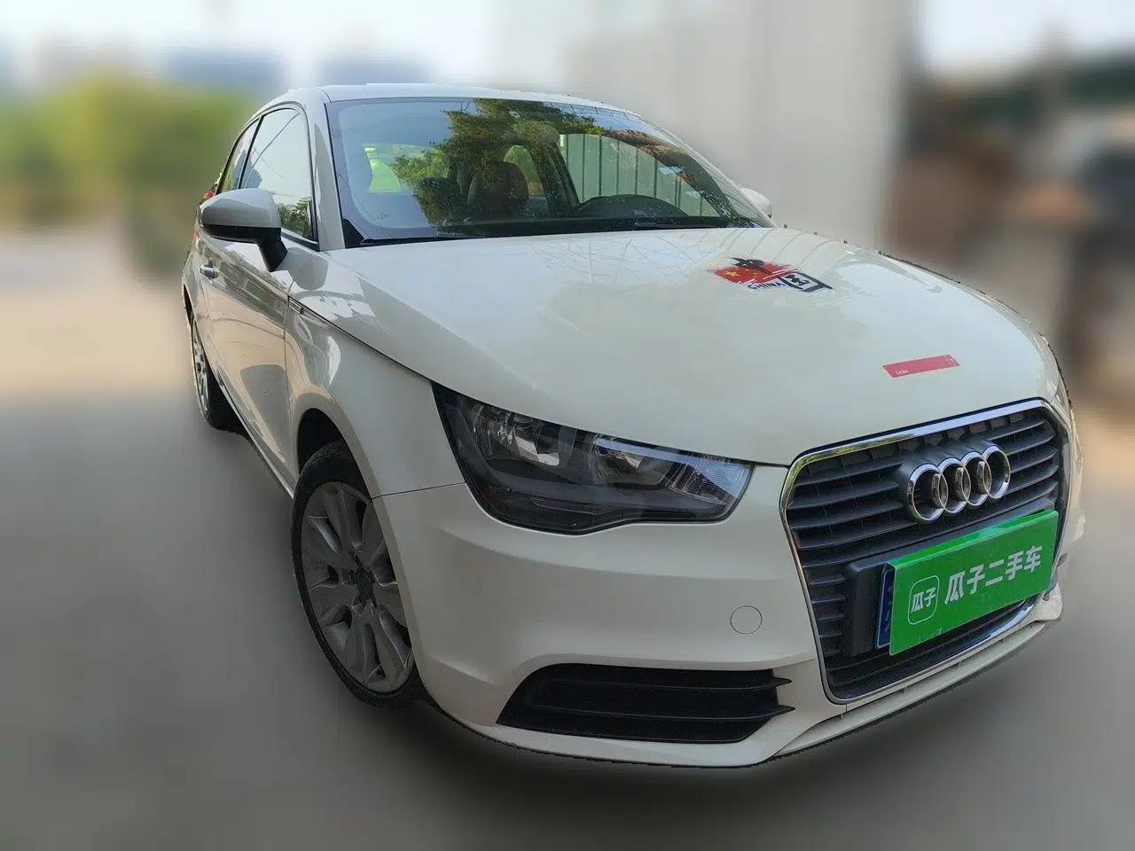 Audi A1 2012 1.4 TFSI Urban — миниатюра 3